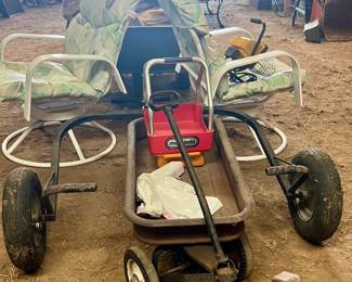 Patio chairs, wagon