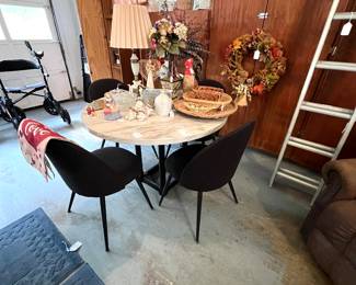 Dinette Set 