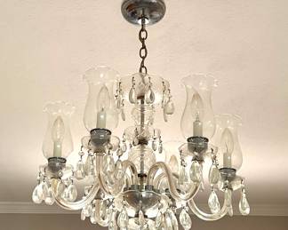 Chandelier 