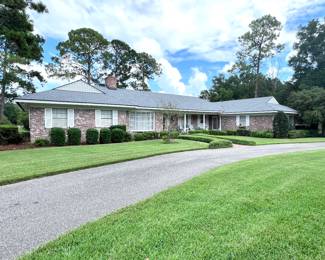 Beautiful Deerwood Estate