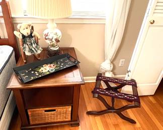 Nightstand 