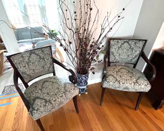 Upholstered Chairs - Silk Decor 
