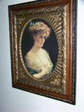 Exquisite victorian frame with print.