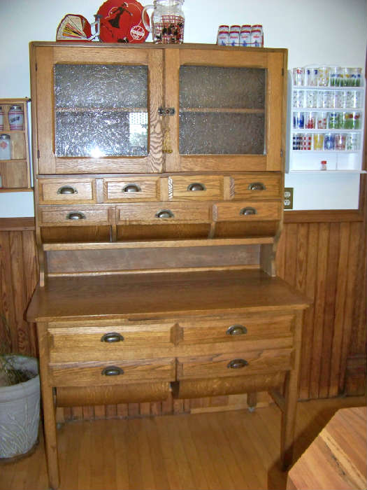 Oak pot belly bakers cabinet in excellent condition.
