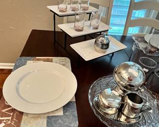 STYLISH SERVING PIECES