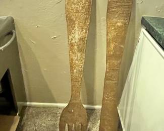 VINTAGE METAL LARGE FORK & KNIFE