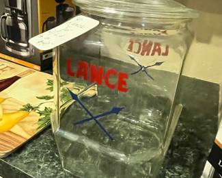 VINTAGE LANCE JAR w/ LID (MINOR RIM CHIP)