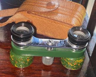 VINTAGE OCCUPIED JAPAN BINOCULARS