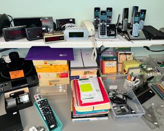 SMALL ELECTRONICS, PHONES