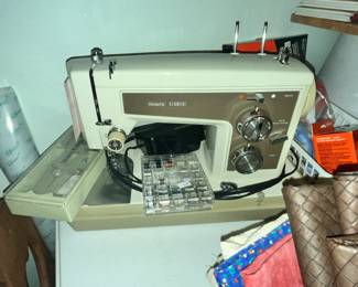 NICE SEARS KENMORE SEWING MACHINE
