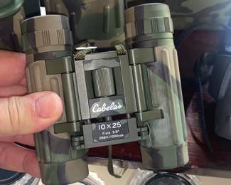CABELA'S MINI CAMO BINOCULARS