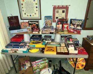 GAMES & PUZZLES