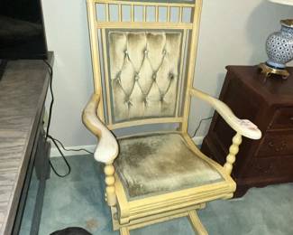 VINTAGE GLIDER ROCKER