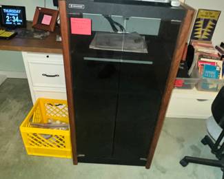 STEREO CABINET