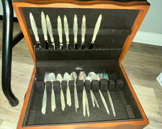 1847 ROGERS BROS. 49pc FLATWARE SET w/ BOX