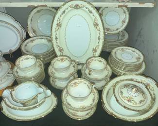 LARGE SET NORITAKE CHINA "EUREKA" PATTERN