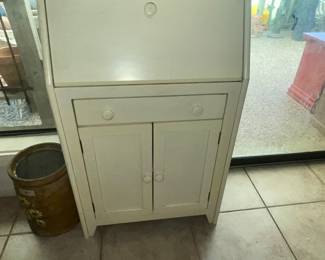 SMALL DROP-LID DESK
