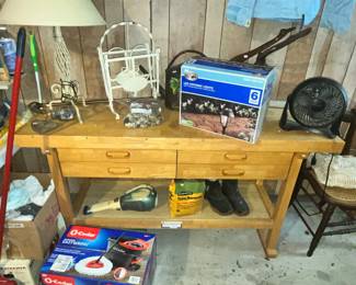 SOLID HARDWOOD WORK BENCH