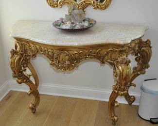 This item is not in Beverly Hills. It is in a Westlake Village townhouse. When you are at the sale talk to Will and make an appointment to inspect and purchase these items at a later date.