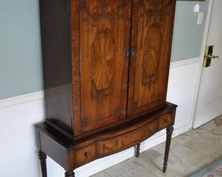 1920's Dining Suite - Hepplewhite style - made with Walnut and Koa-wood from Hawaii - custom gold plated hardware made by a jeweler - Peck & Hill Furnoture Co,