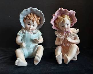 Arnart 5th Avenue Handpainted Porcelain Baby Boy Girl Figurines