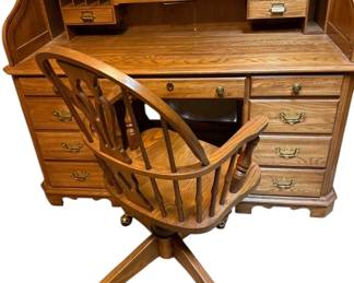 Pennsylvania House Roll top Desk Chair