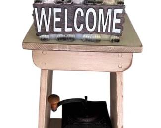 Stand Decorative Accessories 