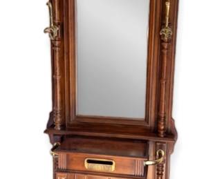 009 Vintage Pulaski Furniture Co. Hall Tree