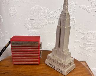 Small transistor radio untested and NYC souvenir 
