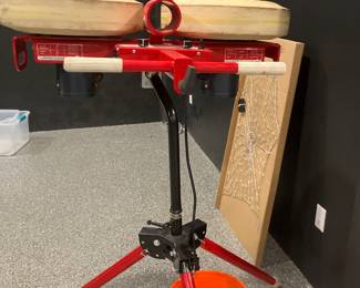 Base ball and softball professional pitching machine 
