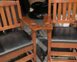 Brunswick spectator seats to go with your pool table great addition for you better come back to the doctorman cave