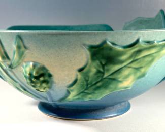 Roseville console bowl- Thornapple