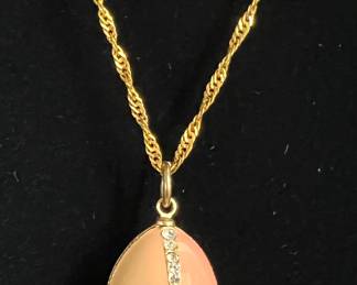 Gold plated sterling chain with pendant