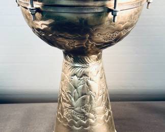 Hammered metal drum