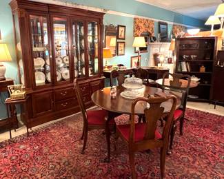 Dining room for sale!