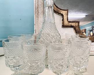 Anchor Hocking "Wexford" decanter with 8 goblets