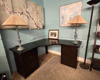 Corner desk with filing cabinets