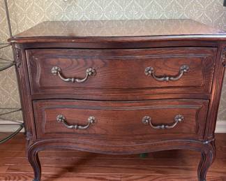 Henredon End Table 