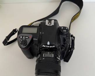 Nikon D2Xs Digital SLR Camera with AF Micro 60 MM Lense 1:2.8. Photo 2 of 4.