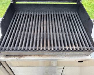 Genesis Propane Gas Grill. Photo 2 of 3.