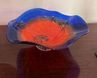 Murano Hand-Blown Glass Bowl Signed by Artist. Photo 1 of 3.