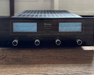 McIntosh MC7150 Digital Dynamic Stereo Power Amplifier. Photo 1 of 3.