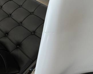 Vintage Eero Sarrinen Tulip Chair. Photo 3 of 4.