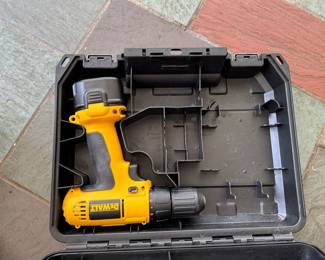 DeWalt Power Drill & Case. Missing Charging Cord. Photo 2 of 2.