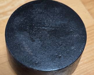 Vintage Cast Iron Pots. Photo 4 of 5.