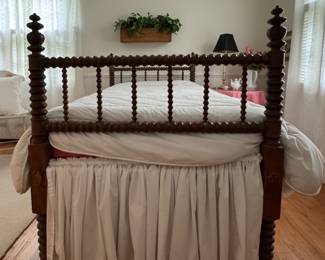 Antique Walnut Jenny Lind Spool Bed - Only 1. Photo 1 of 3.
