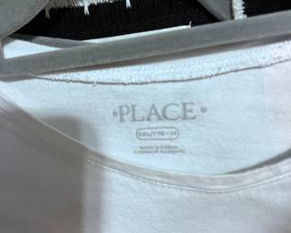 The Children’s Place Kids White T-Shirt Size XL (14–16) – Classic Cotton Crewneck