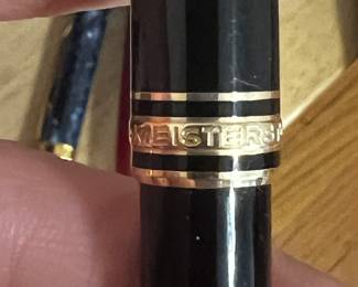 MONTBLANC
Meisterstuck gold 14K