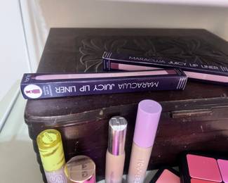 Tarte Maracuja Juicy Lip Liner – Hydrating Longwear Lip Pencil (New in Box)