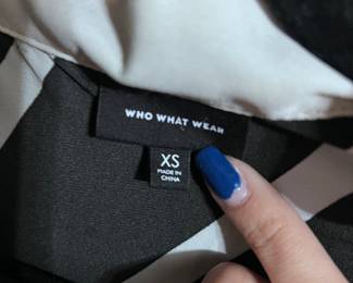 Who What Wear Black & White Geometric Blouse | Chic Minimalist Style XS